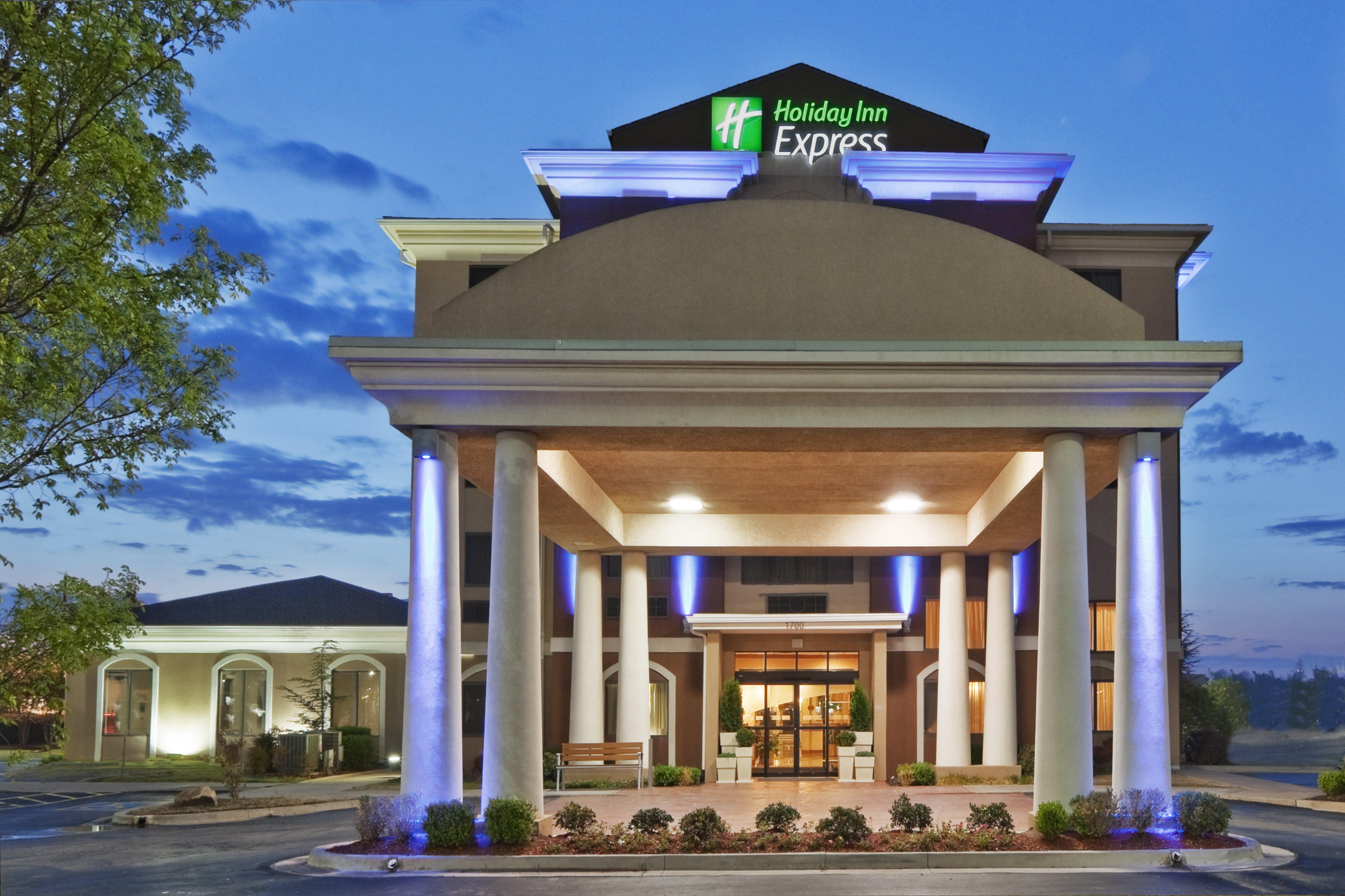 Holiday Inn Express & Suites Midwest City, An Ihg Hotel Exterior foto